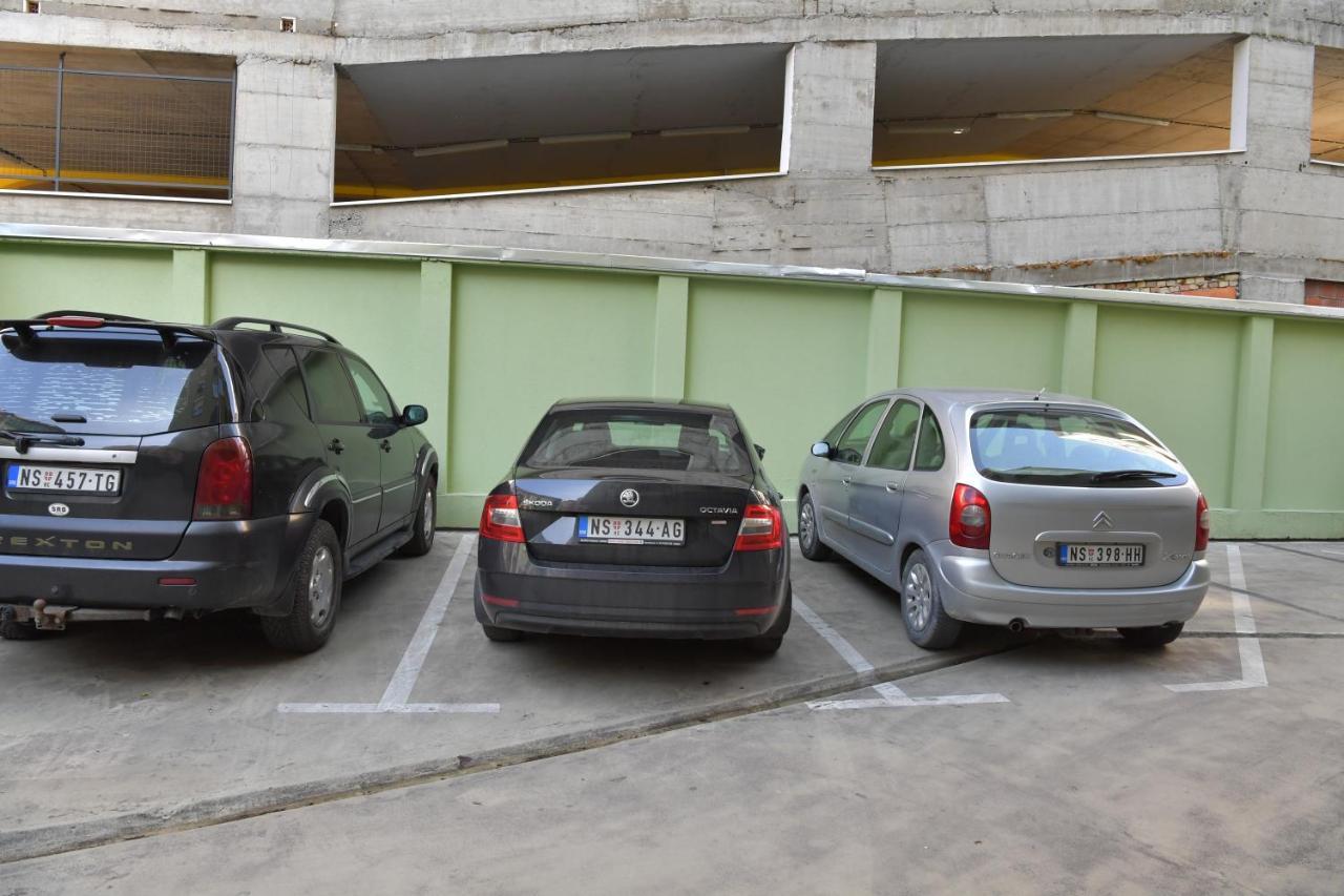 Mina Penthouse Lejlighed Novi Sad Eksteriør billede